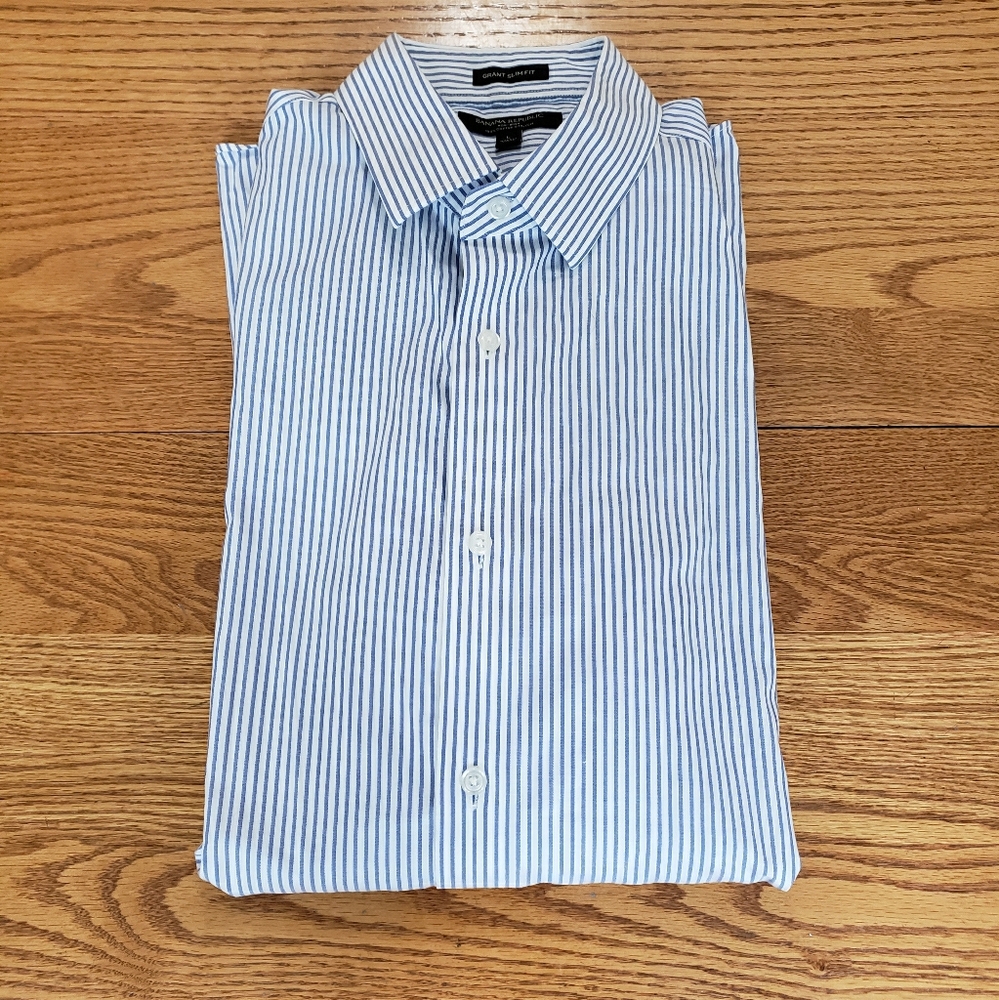 Light Blue Banana Republic Dress Shirt